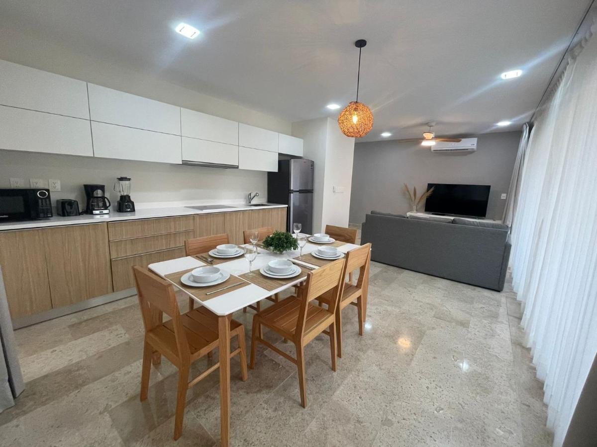 Cozy Apt W/swim-up Pool Apartamento