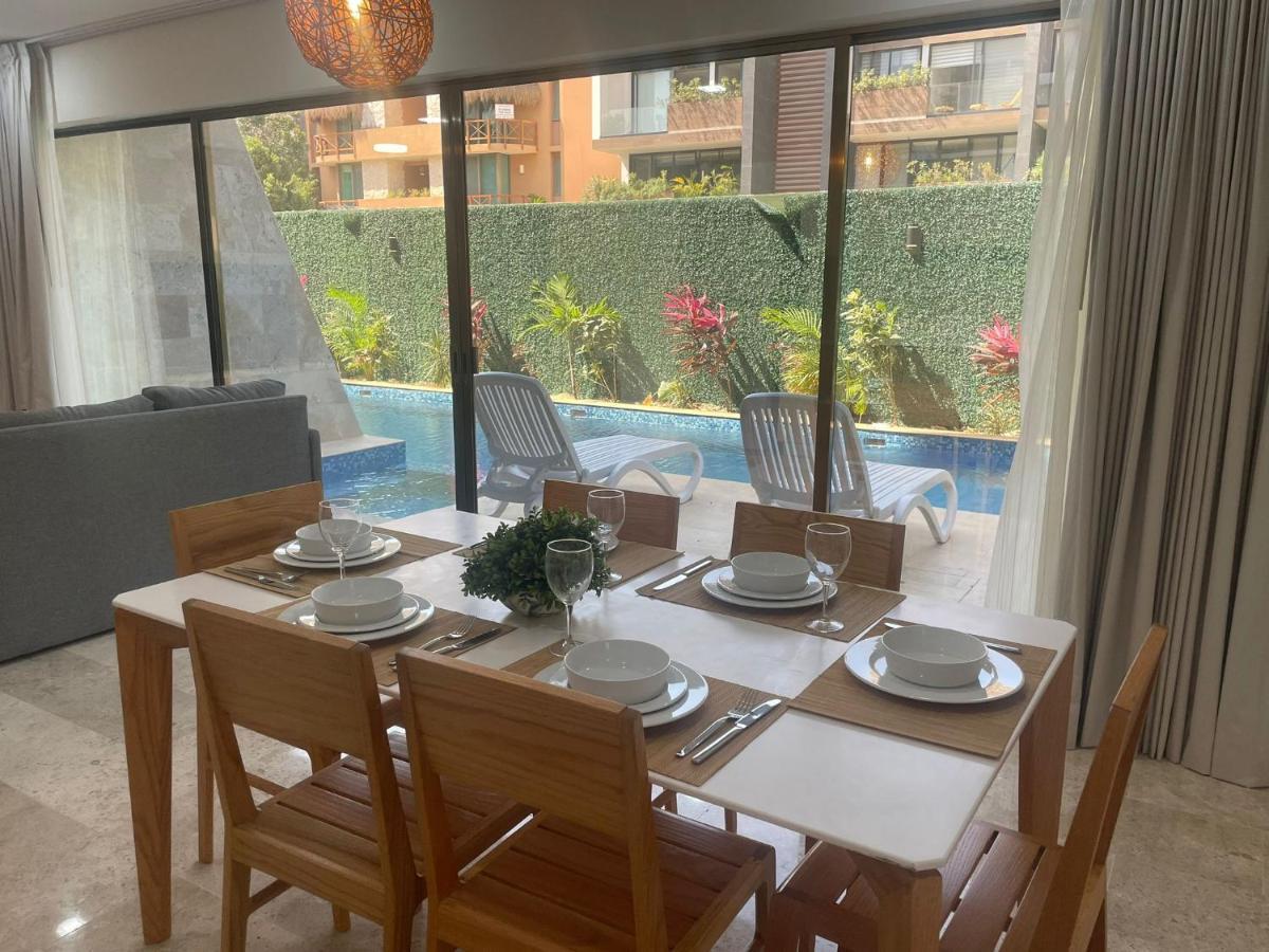 Cozy Apt W/swim-up Pool Apartamento *